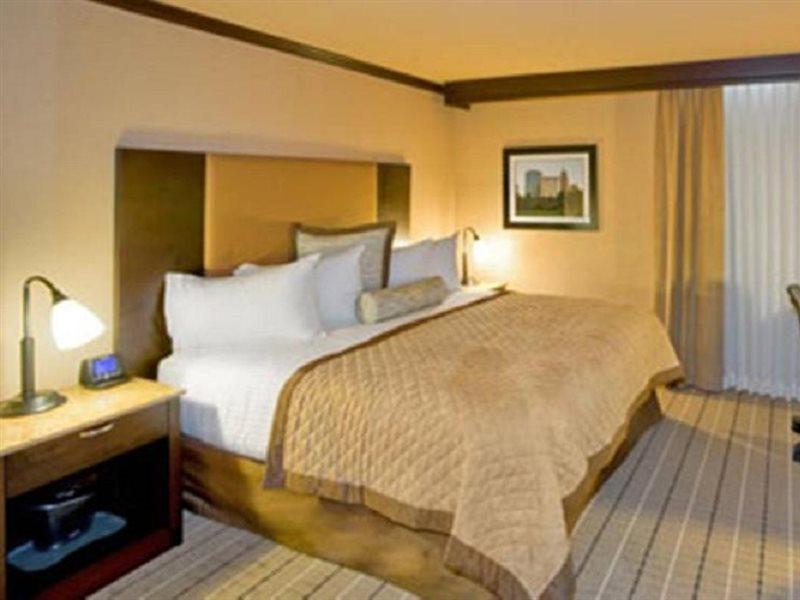 Wyndham Garden Oklahoma City Resort & Conference Hotel Near Airport, Fairgrounds Paycom & I40 Esterno foto
