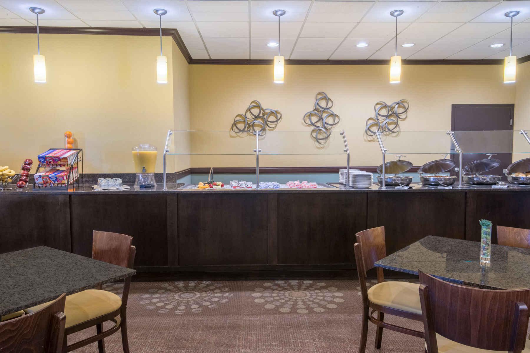 Wyndham Garden Oklahoma City Resort & Conference Hotel Near Airport, Fairgrounds Paycom & I40 Esterno foto